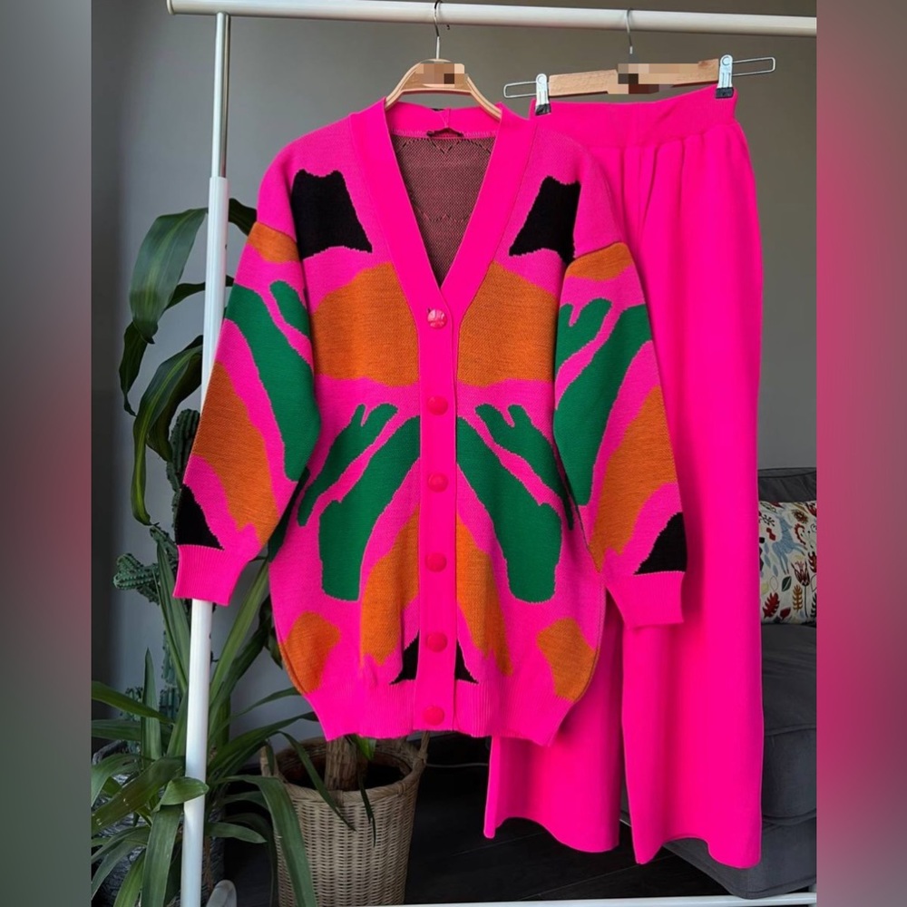 2 pcs Turkey wears ( SOLD OUT)